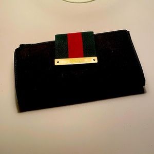 Gucci wallet